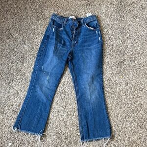 Abercrombie kick flare high rise. 26 short